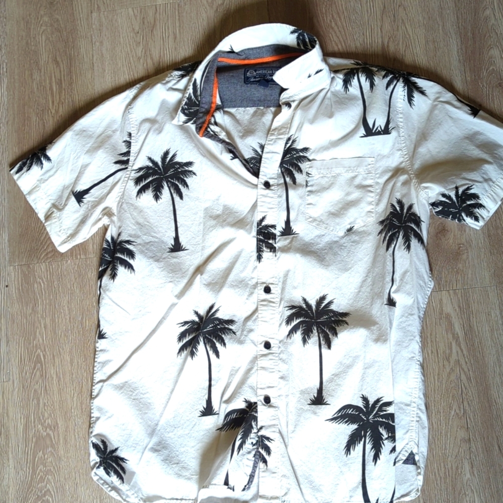 Hawaiian button up